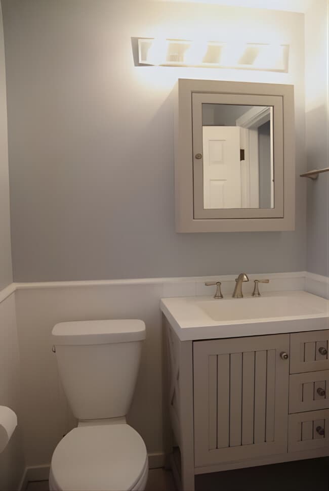 Building Photo - 5721 N Northcott Ave