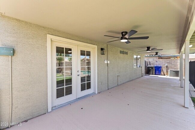 Building Photo - 16723 N 160th Ave