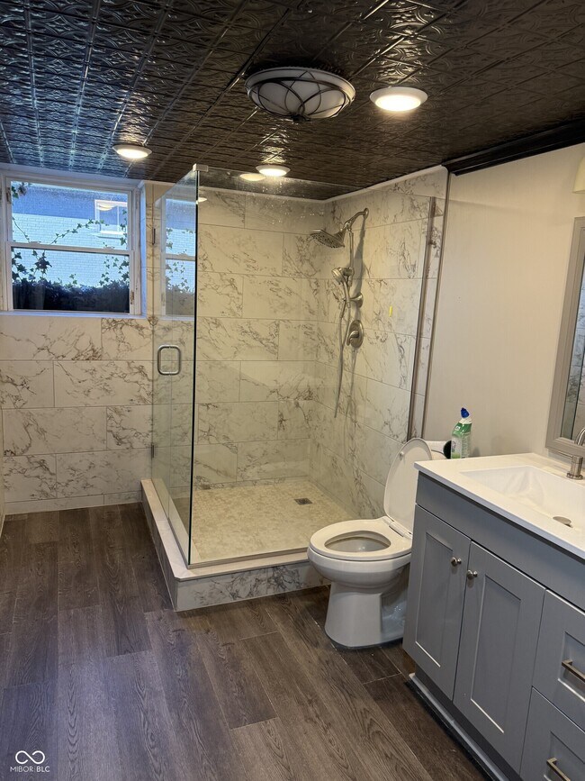 Building Photo - 209 Blairsden Ave