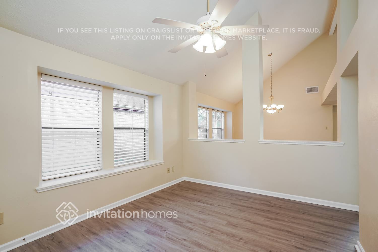 Building Photo - 14635 S Hearthstone Green Dr