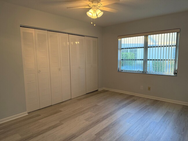 Building Photo - 14676 Canalview Dr