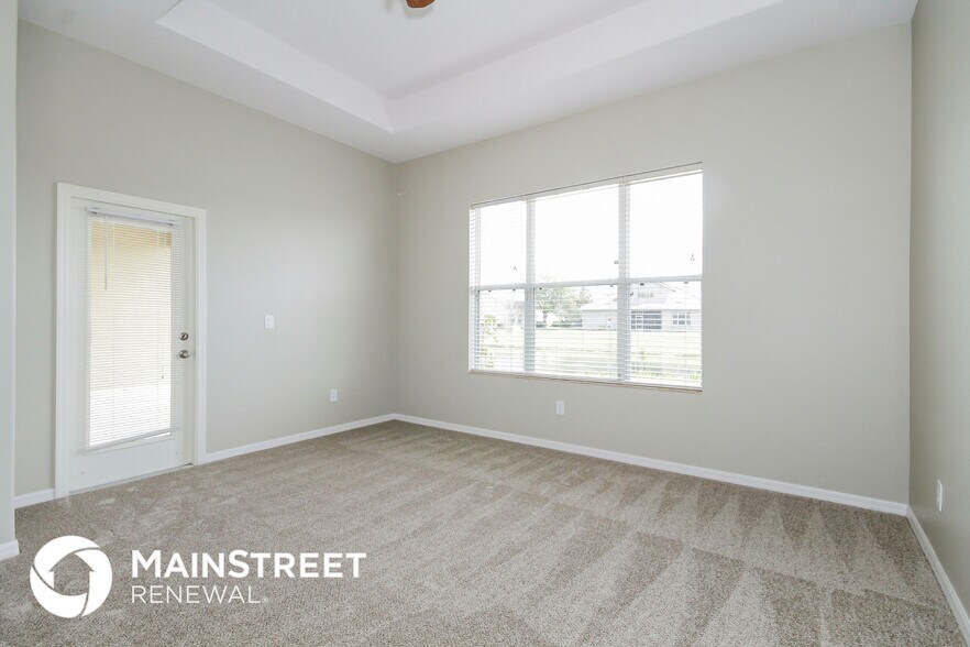 Building Photo - 2208 Tarragon Ln