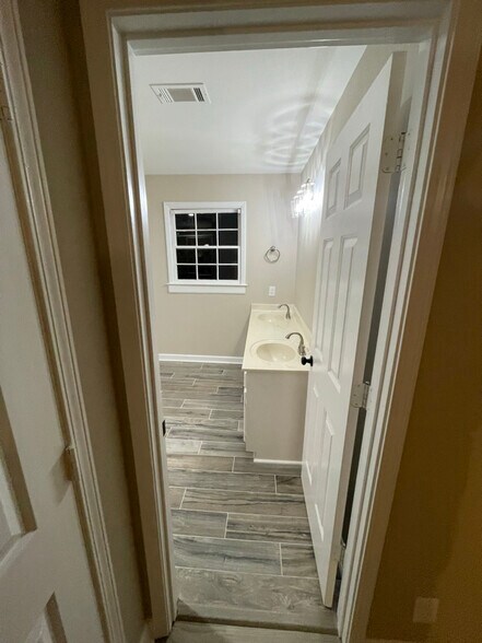 Building Photo - 5179 Beech Forest Dr SW