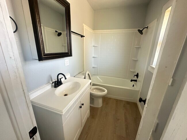 Building Photo - 279 4th N St