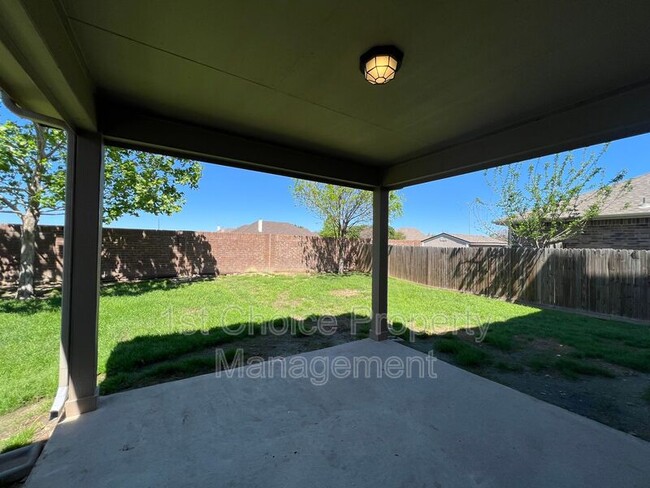 Building Photo - 9221 Comanche Ridge Dr