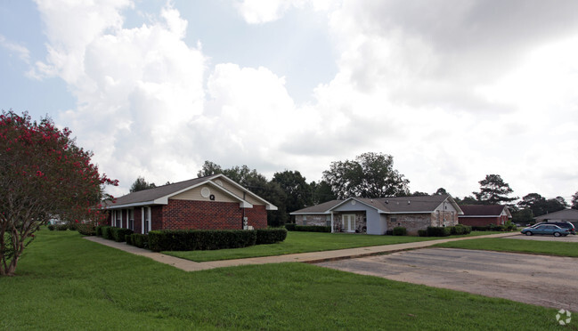 Primary Photo - Brookwood Apartments