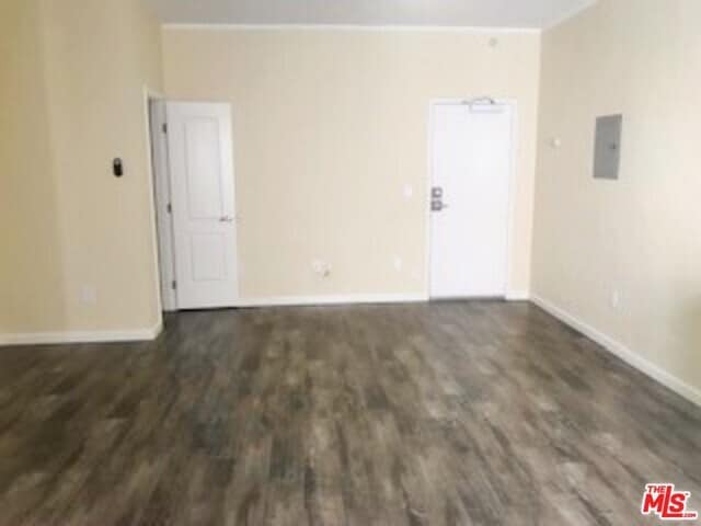 Building Photo - 814 S Hobart Blvd