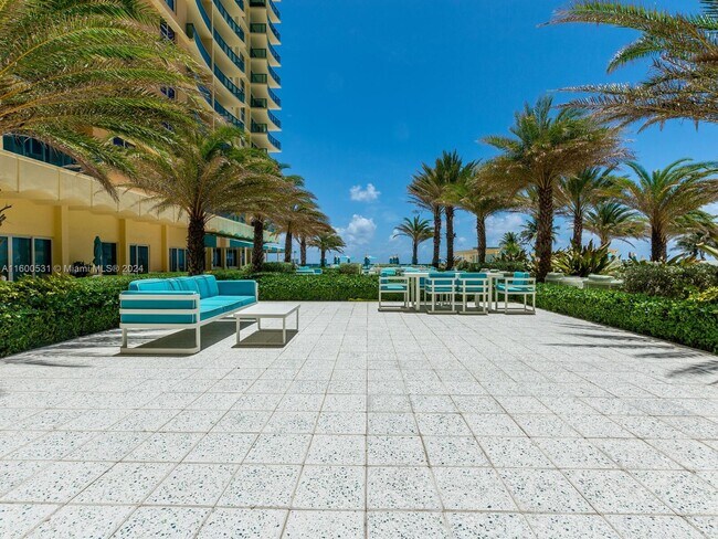 Building Photo - 2501 S Ocean Dr