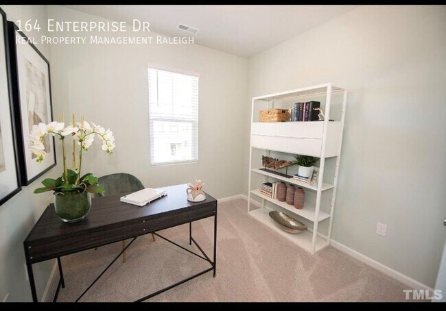 Building Photo - 164 N Enterprise Dr