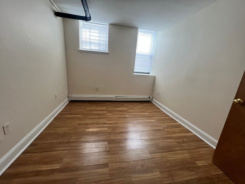 Building Photo - 1188 Commonwealth Ave