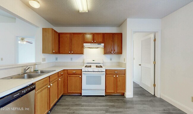 Building Photo - 11156 Wyndham Hollow Ln