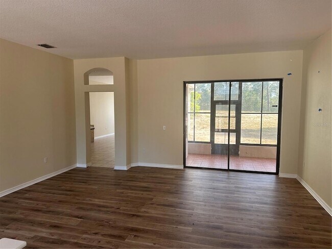 Building Photo - 2988 Howland Blvd