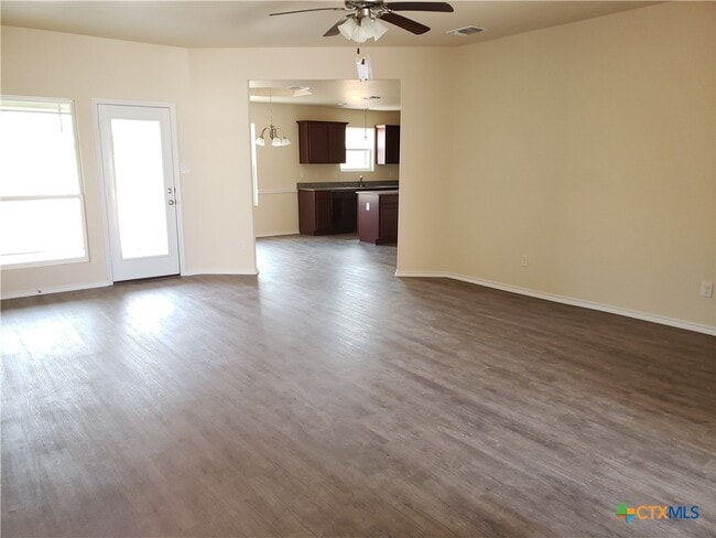 Building Photo - 704 Liberty Valley Dr