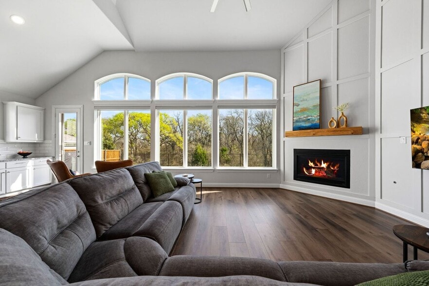 Building Photo - 4602 Lorion Dr