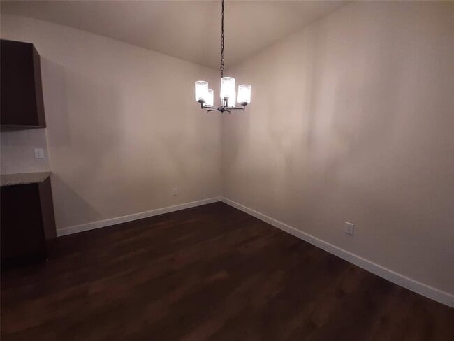 Building Photo - 25539 Starling Ln