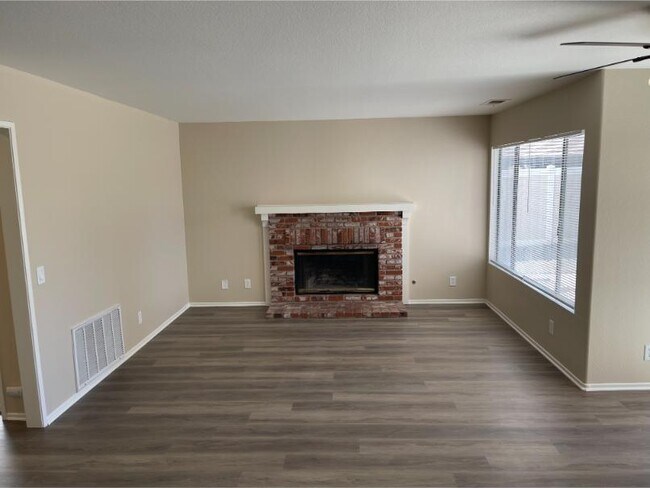 Building Photo - 41547 Yankee Run Ct
