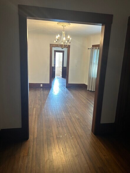 Building Photo - 1567 Wagar Ave
