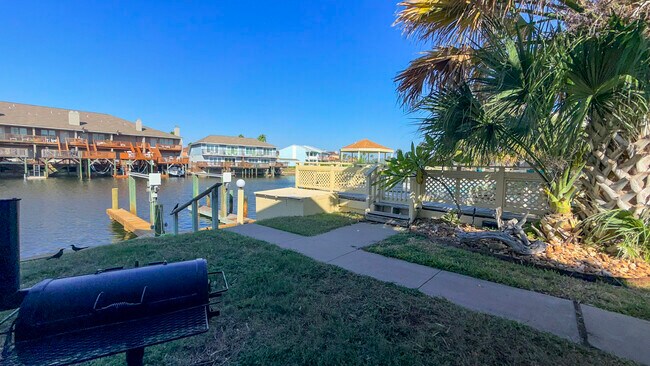 Building Photo - 15421 Seamount Cay Ct