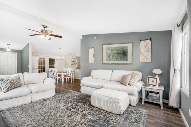 Building Photo - 1 Johns Dr