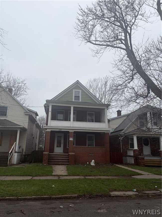 Building Photo - 420 18th St