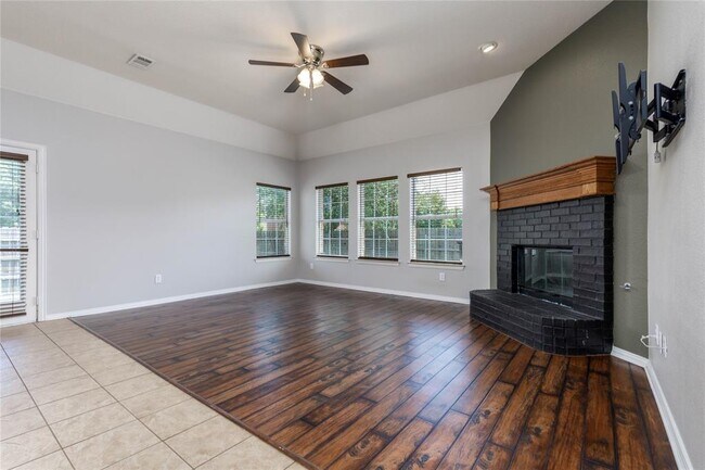 Building Photo - 13446 Cottage Grove Dr