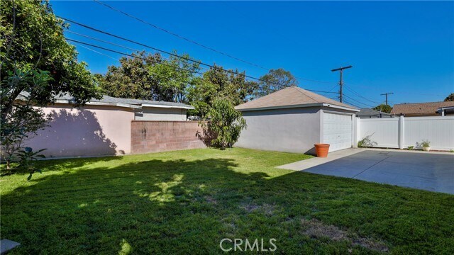 Building Photo - 519 N Buttonwood St