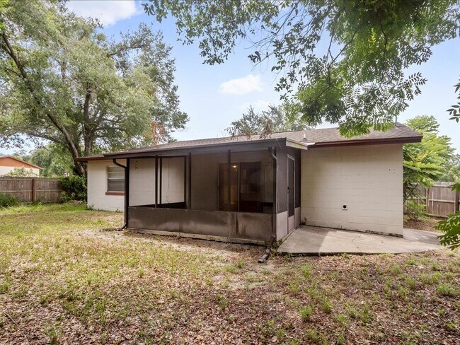 Building Photo - Great Price Single Family Home