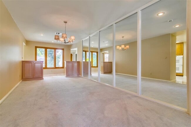 Building Photo - 3570 Addison St