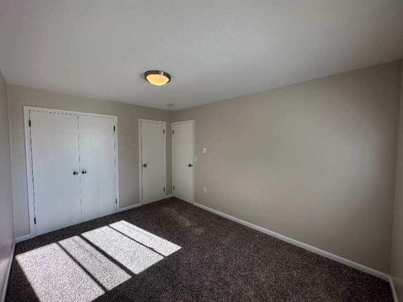 Building Photo - 6995 W 200 N