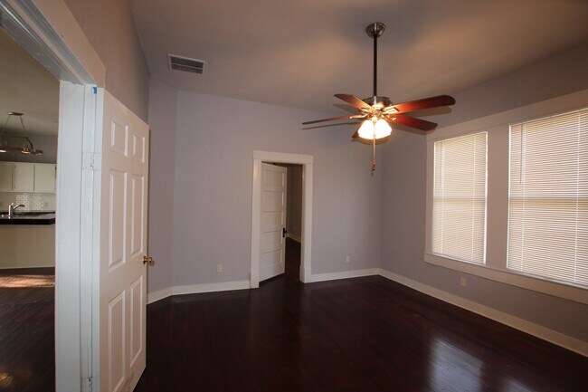 Building Photo - Coming Soon! Charming 3 bedroom home in the Heart of Tyler!!