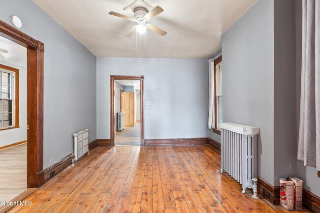 Building Photo - 89 2nd Ave