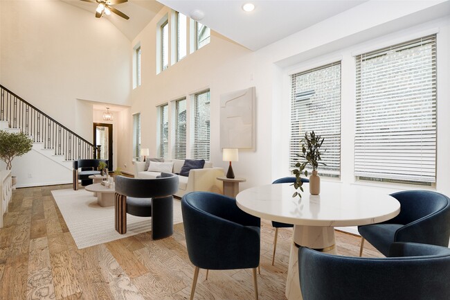 Building Photo - 6562 Scarlet Pond Ln