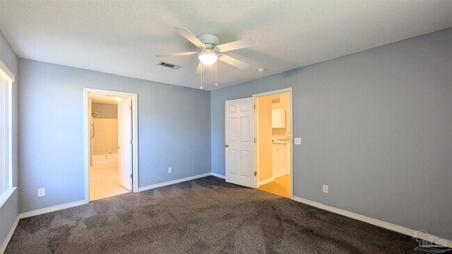 Building Photo - 7448 Chimney Pines Dr