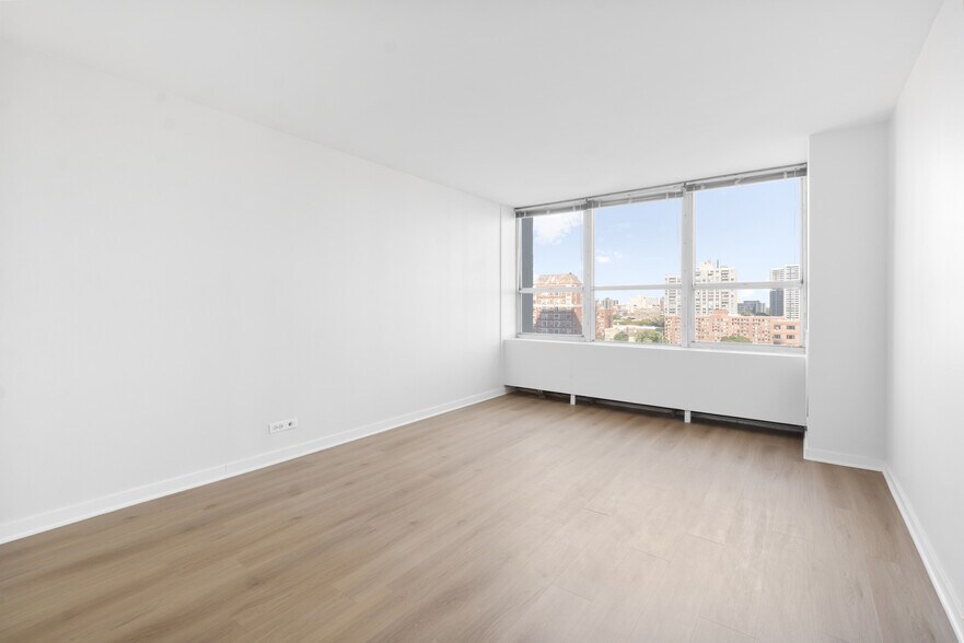 Building Photo - 655 W Irving Park Rd