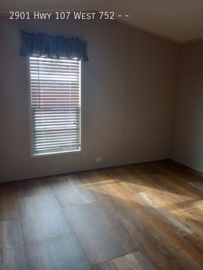 Building Photo - 2901 TX-107