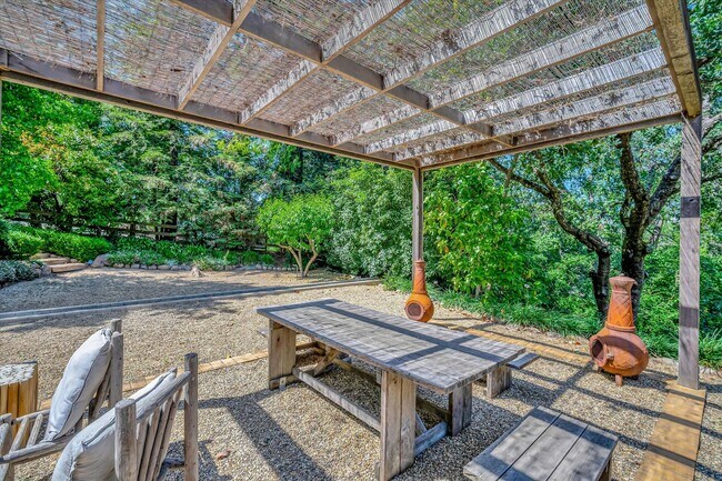 Building Photo - Welcome to Your Luxurious Napa Valley Retr...