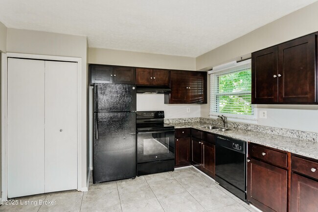 Building Photo - 3622 Foreman Ln