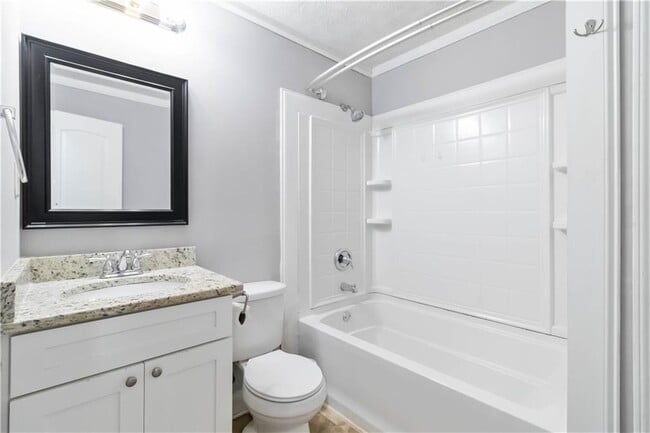 Building Photo - 888 Chartley Dr SW