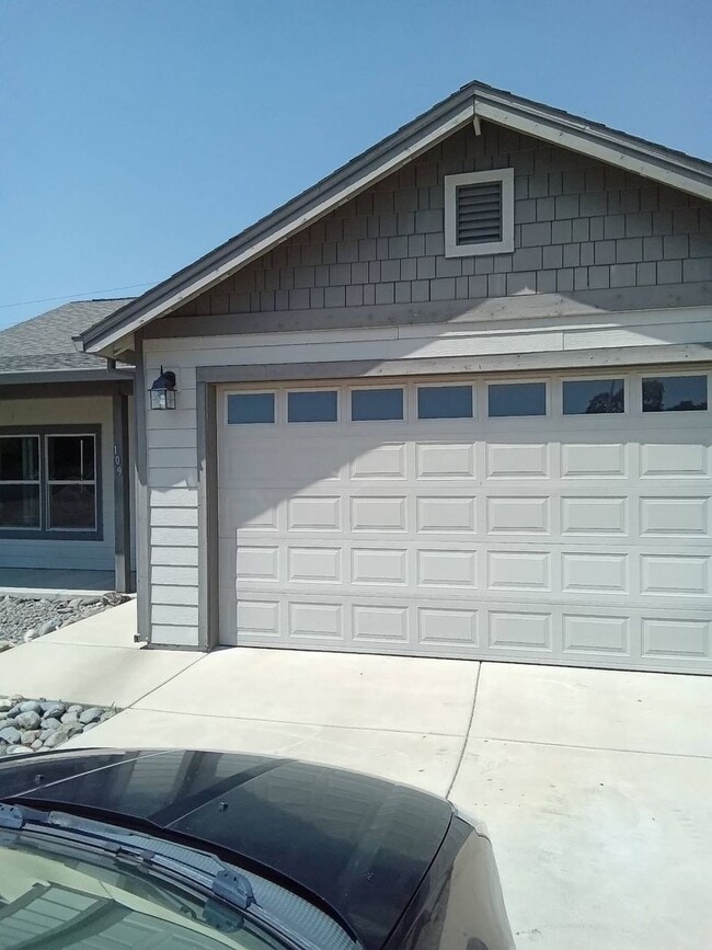 Primary Photo - 109 Felice Ct.