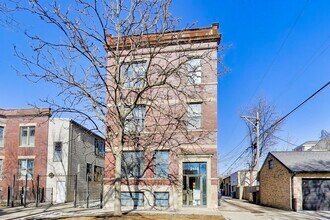 Building Photo - 2114 W Byron St