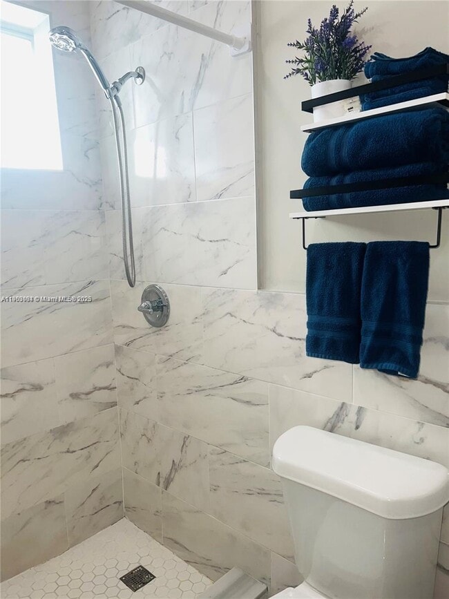 Building Photo - 2525 NW 33rd St