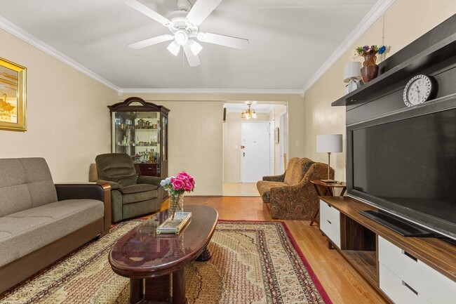 Building Photo - 61-15 98th St