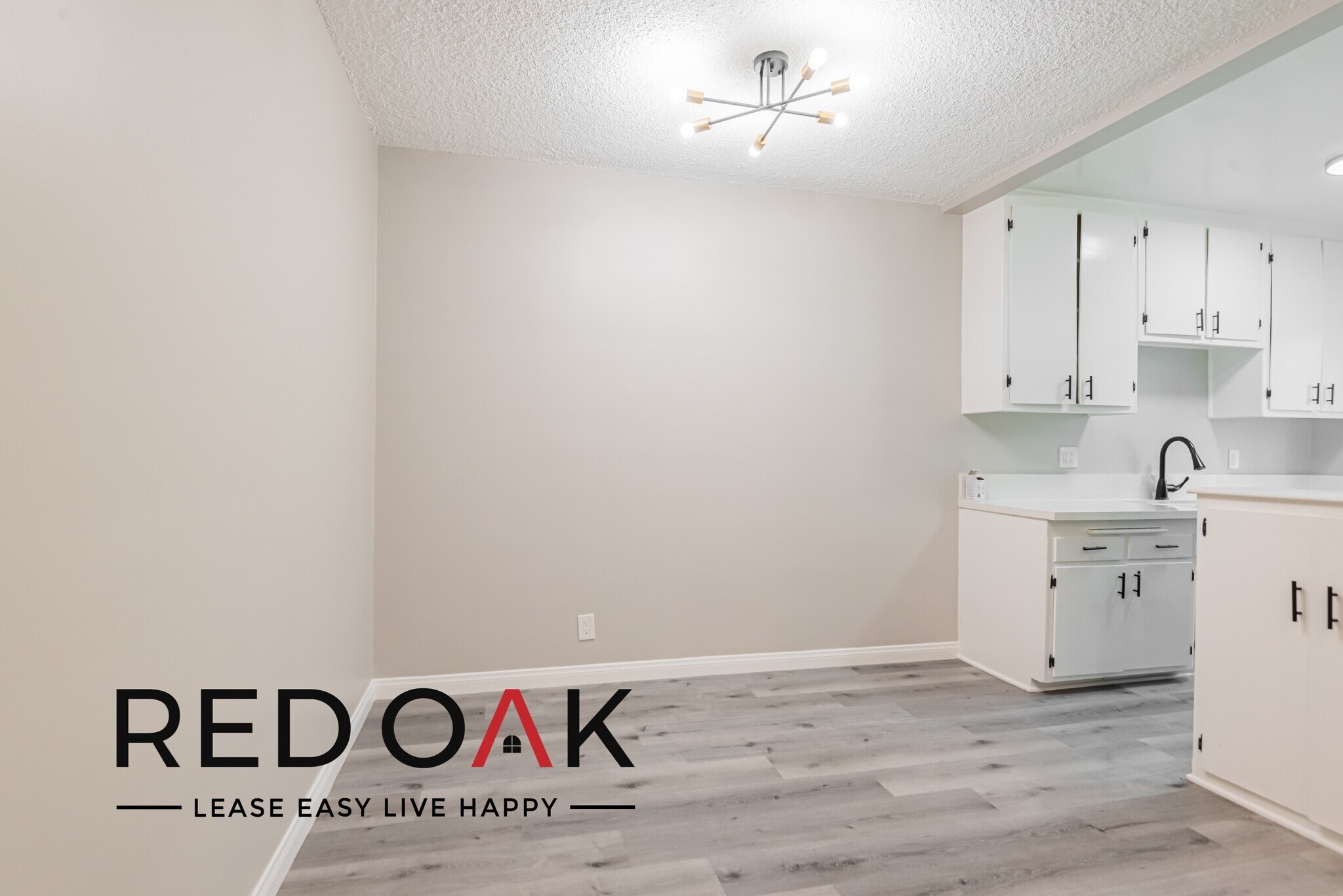 Building Photo - 929 N Genesee Ave