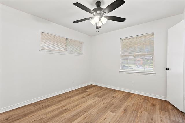 Building Photo - 3 Timberside Dr