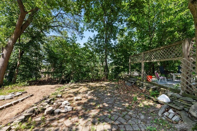 Building Photo - 139 Nottinghill Rd