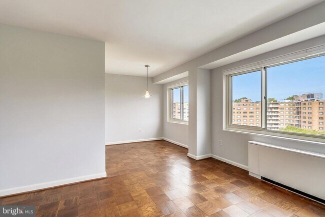 Building Photo - Welcome to The Towers!! This gem of a studio is nestled in a quiet neighborhood in Wesley Heights.