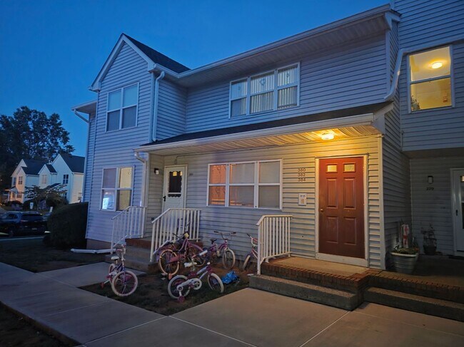 Primary Photo - 380 Keswick Dr