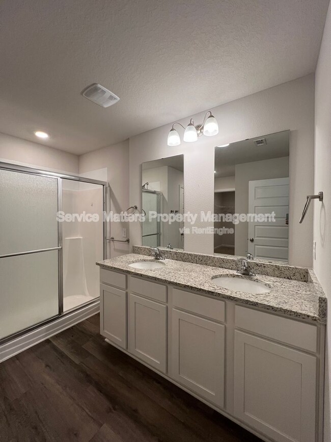 Building Photo - 5096 Gaineswood Dr