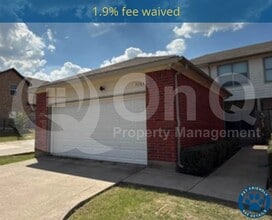 Building Photo - 3263 Wexford Dr