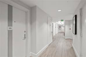 Building Photo - Southeast Yacht Club Circle, Hobe Sound, FL 33455 - 3 BR 2 BA condo